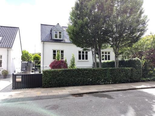 Vaerelser I Midtbyen - 117 M2 Apartment Herning Buitenkant foto